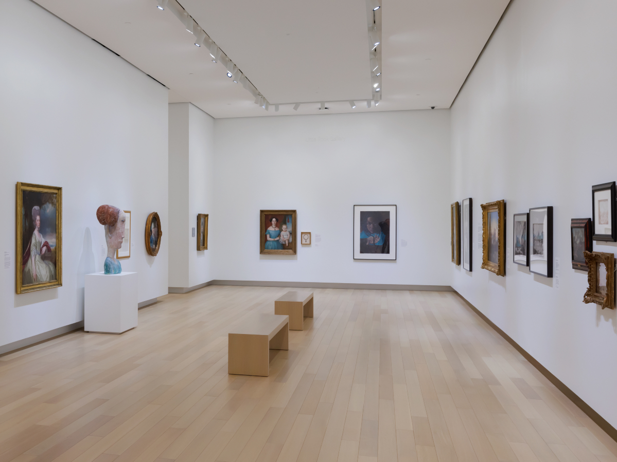 Photo of an art gallery at the Arkansas Museum of Fine Arts.